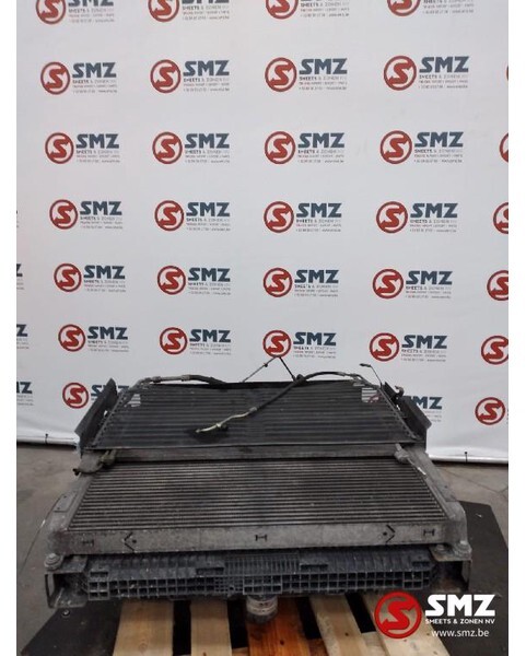 Mercedes-Benz Occ radiator Mercedes Actros MP4 A9605002701 - 라디에이터 트럭 용 : 사진 3 Mercedes-Benz Occ radiator Mercedes Actros MP4 A9605002701 - 라디에이터 트럭 용 : 사진 3