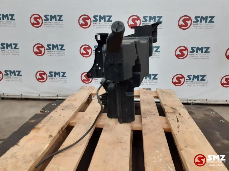 Mercedes-Benz Occ ruitensproeierreservoir Mercedes - 와이퍼 트럭 용 : 사진 3 Mercedes-Benz Occ ruitensproeierreservoir Mercedes - 와이퍼 트럭 용 : 사진 3