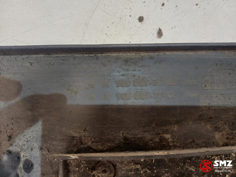 Mercedes-Benz Occ spatbord linksvooraan Mercedes - 보디 및 외관 트럭 용 : 사진 5 Mercedes-Benz Occ spatbord linksvooraan Mercedes - 보디 및 외관 트럭 용 : 사진 5