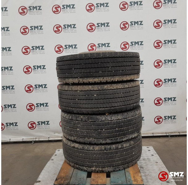 Michelin Occ vrachtwagenband 295/60R22.5 150/147K Michelin - 타이어 트럭 용 : 사진 1 Michelin Occ vrachtwagenband 295/60R22.5 150/147K Michelin - 타이어 트럭 용 : 사진 1