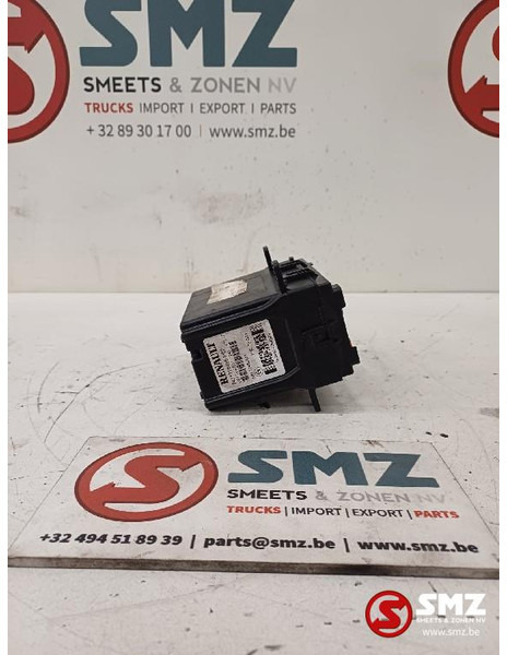 Renault Occ ECU VECU-BBM regeleenheid Renault - ECU 트럭 용 : 사진 4 Renault Occ ECU VECU-BBM regeleenheid Renault - ECU 트럭 용 : 사진 4