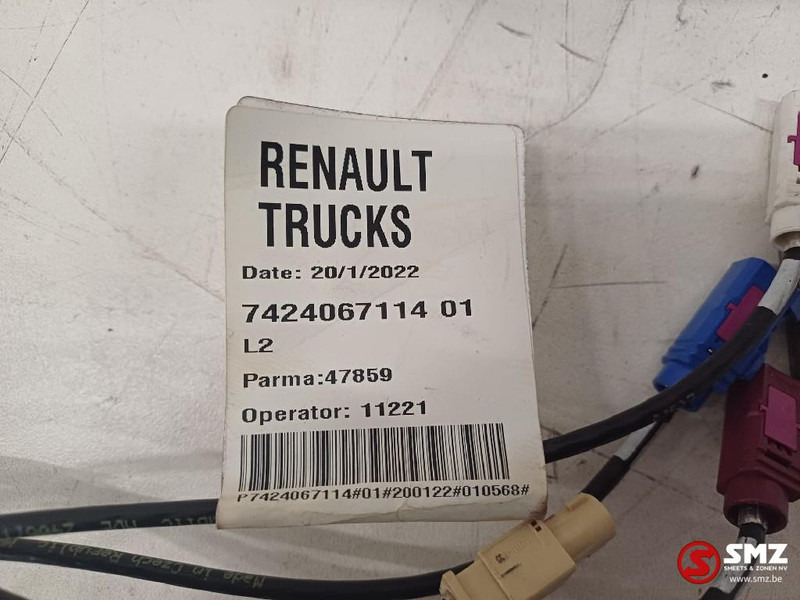Renault Occ antenne Renault - 운전실 및 내부 트럭 용 : 사진 4 Renault Occ antenne Renault - 운전실 및 내부 트럭 용 : 사진 4