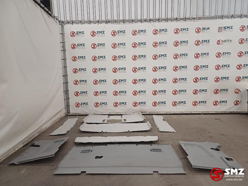 Renault Occ cabinebekledingsset Renault - 운전실 및 내부 트럭 용 : 사진 1 Renault Occ cabinebekledingsset Renault - 운전실 및 내부 트럭 용 : 사진 1