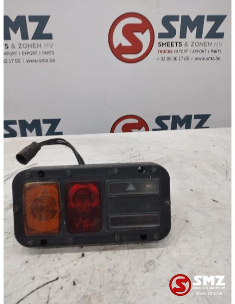 Renault Occ set 50 achterlichten links/rechts 24V Renault - 미등 트럭 용 : 사진 1 Renault Occ set 50 achterlichten links/rechts 24V Renault - 미등 트럭 용 : 사진 1