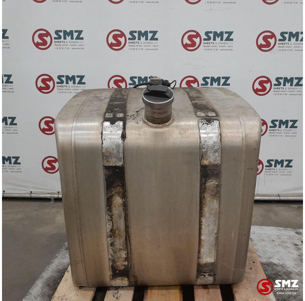 Scania Occ brandstoftank 320L Scania - 연료 탱크 트럭 용 : 사진 1 Scania Occ brandstoftank 320L Scania - 연료 탱크 트럭 용 : 사진 1