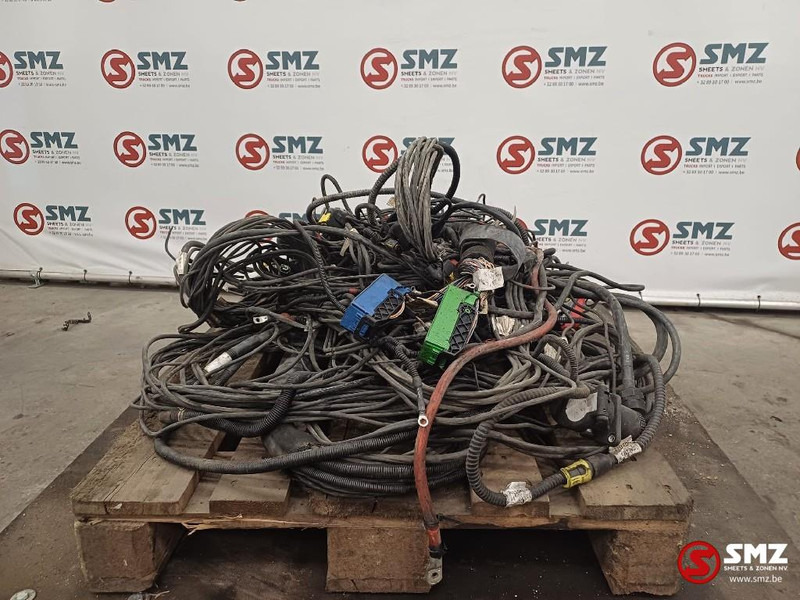 Scania Occ lot kabelbomen Scania - 케이블/ 와이어 하니스 트럭 용 : 사진 3 Scania Occ lot kabelbomen Scania - 케이블/ 와이어 하니스 트럭 용 : 사진 3