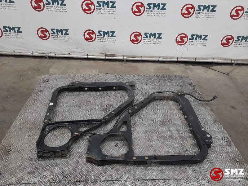 Volvo Occ 2 sideskirtbeugels Volvo - 프레임/ 시 트럭 용 : 사진 2 Volvo Occ 2 sideskirtbeugels Volvo - 프레임/ 시 트럭 용 : 사진 2