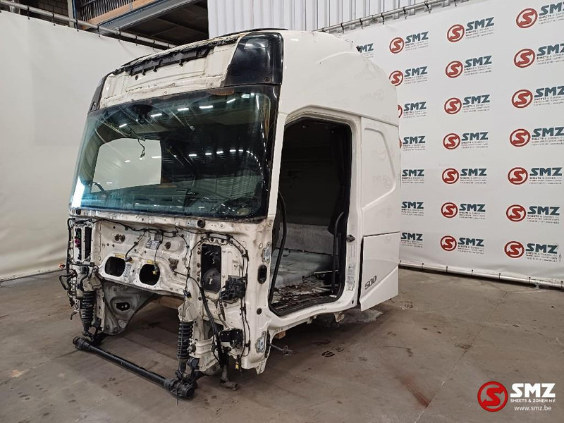 Volvo Occ Cabine Volvo FH4 met schade - 운전실 및 내부 트럭 용 : 사진 2 Volvo Occ Cabine Volvo FH4 met schade - 운전실 및 내부 트럭 용 : 사진 2