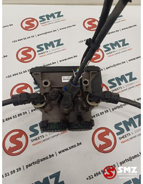 Volvo Occ EBS achterasmodulator Volvo - 예비 부속 트럭 용 : 사진 2 Volvo Occ EBS achterasmodulator Volvo - 예비 부속 트럭 용 : 사진 2