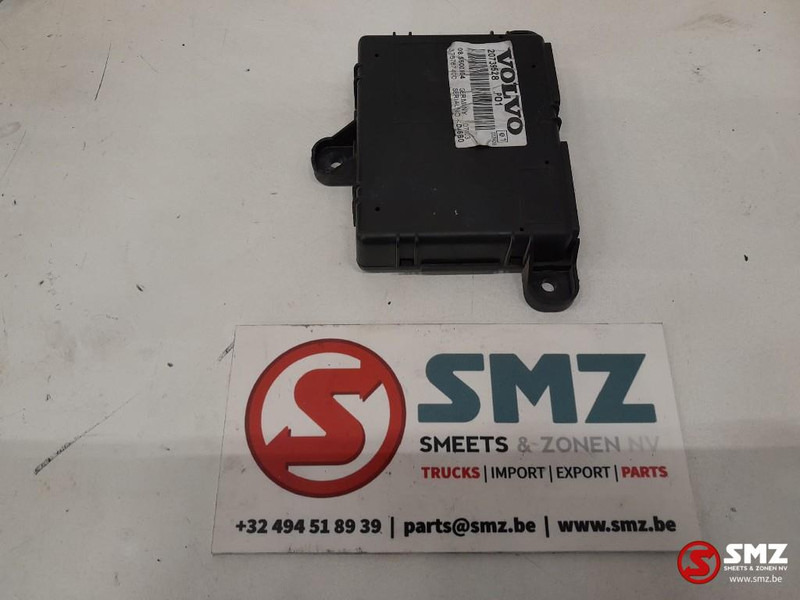 Volvo Occ ECU achteruitrijcamerabesturingseenheid Volvo - ECU 트럭 용 : 사진 4 Volvo Occ ECU achteruitrijcamerabesturingseenheid Volvo - ECU 트럭 용 : 사진 4