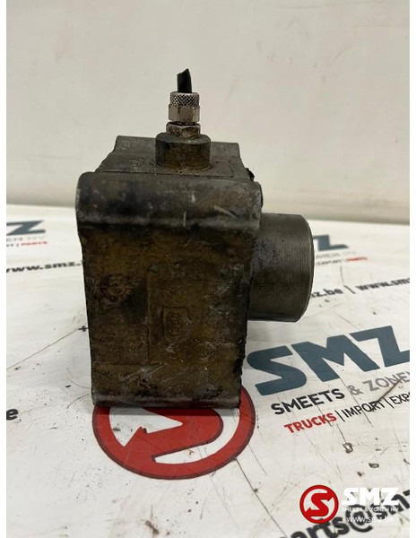 Volvo Occ Hydraulische pomp met PTO Volvo - 유압 펌프 트럭 용 : 사진 4 Volvo Occ Hydraulische pomp met PTO Volvo - 유압 펌프 트럭 용 : 사진 4