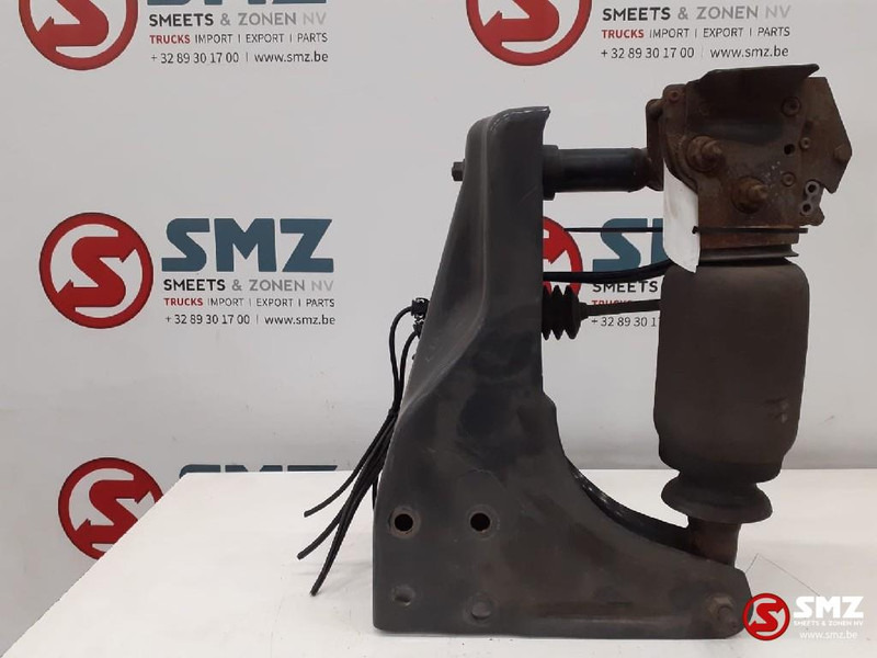 Volvo Occ cabineschokdemper + bevestiging links Volvo - 쇼크 업소버 트럭 용 : 사진 1 Volvo Occ cabineschokdemper + bevestiging links Volvo - 쇼크 업소버 트럭 용 : 사진 1