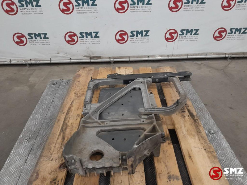 Volvo Occ spatbordsteun links Volvo - 프레임/ 시 트럭 용 : 사진 3 Volvo Occ spatbordsteun links Volvo - 프레임/ 시 트럭 용 : 사진 3