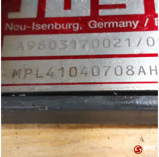 Jost Occ koppelschotel JSK37C + montageplaat Jost - 예비 휠 커플링 트럭 용 : 사진 5 Jost Occ koppelschotel JSK37C + montageplaat Jost - 예비 휠 커플링 트럭 용 : 사진 5