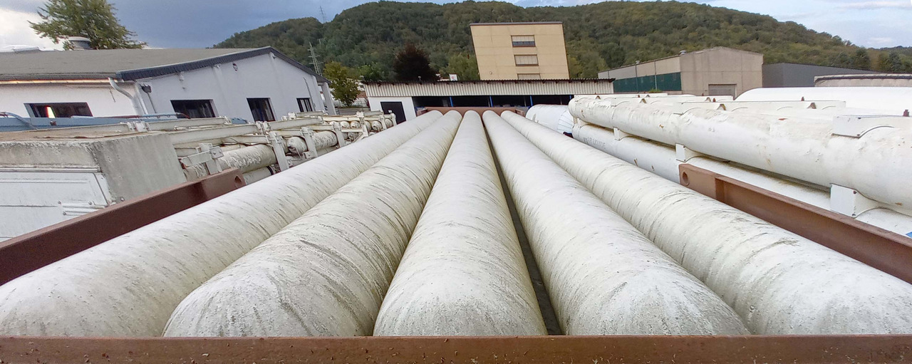 FRUEHAUF Gas tank tube semi-trailer used for compressed helium, hydrogen, Wasserstoff - 유조 세미 트레일러 : 사진 5 FRUEHAUF Gas tank tube semi-trailer used for compressed helium, hydrogen, Wasserstoff - 유조 세미 트레일러 : 사진 5