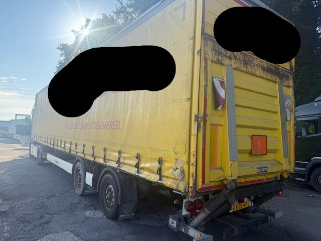 Krone Stuuras liftas laadklep - 커튼사이더 세미 트레일러 : 사진 2 Krone Stuuras liftas laadklep - 커튼사이더 세미 트레일러 : 사진 2