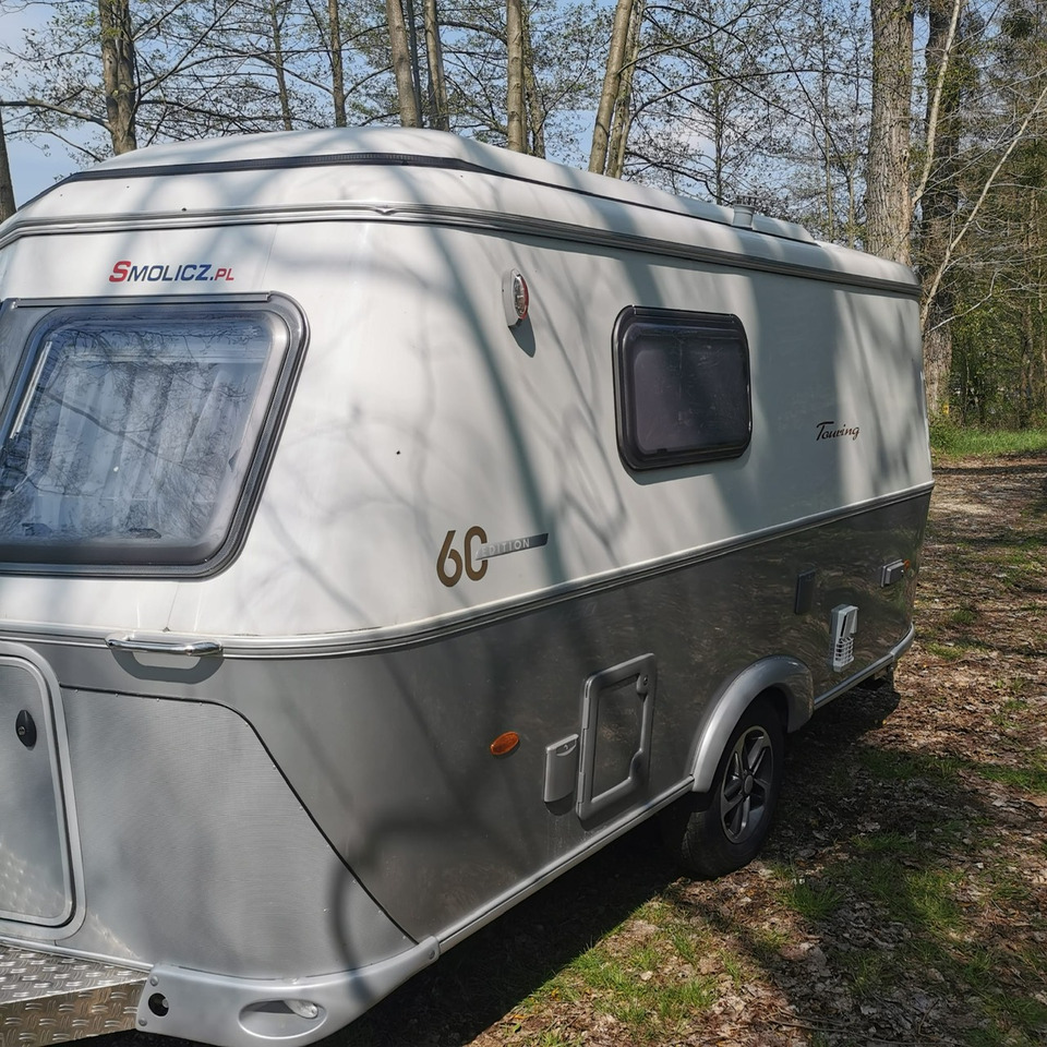 Eriba Triton 430 60 Jahre Edition 2022 - 캐러밴 : 사진 3 Eriba Triton 430 60 Jahre Edition 2022 - 캐러밴 : 사진 3