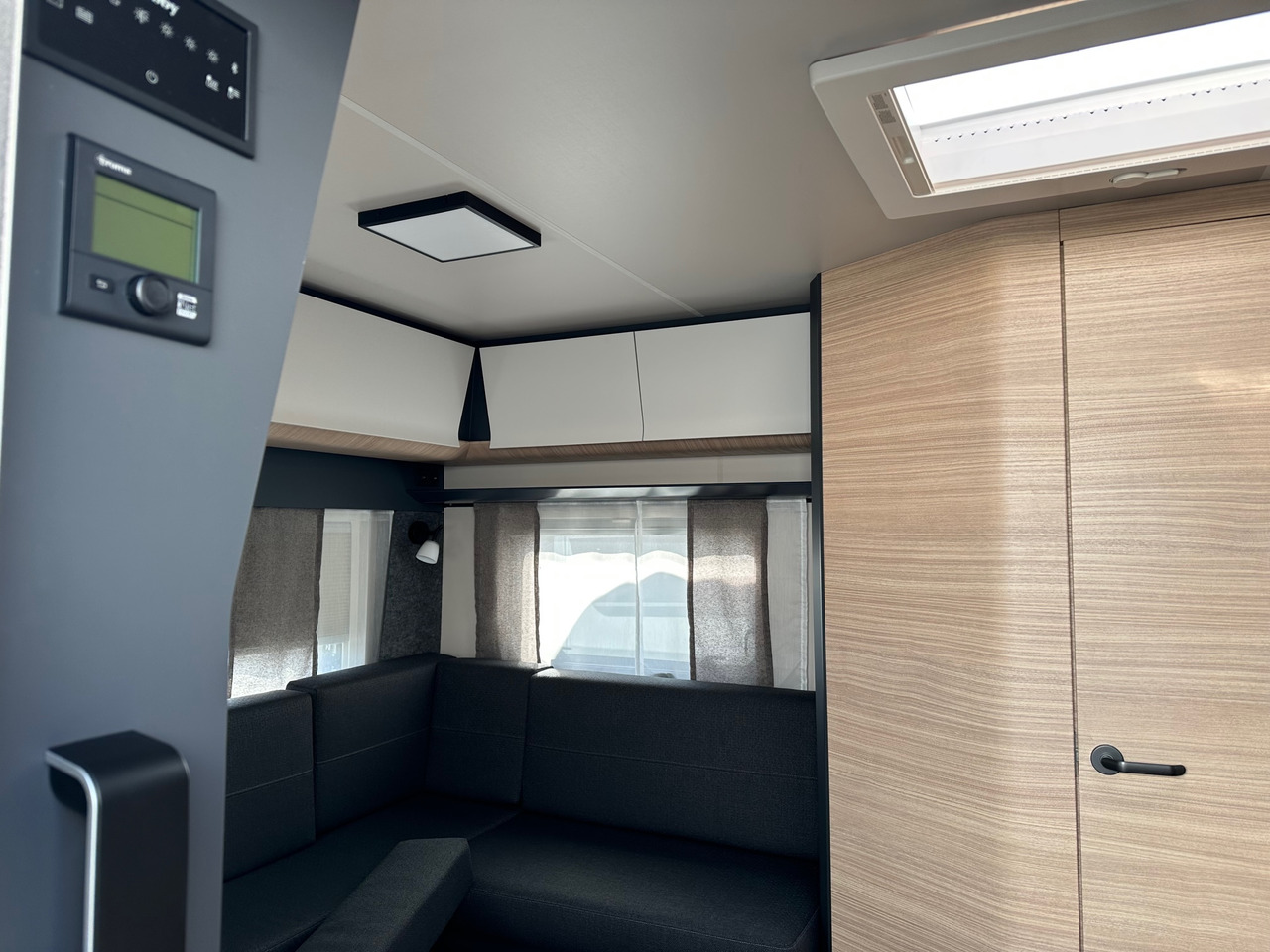 Hobby 585 UL Maxia 2023 - 캐러밴 : 사진 5 Hobby 585 UL Maxia 2023 - 캐러밴 : 사진 5