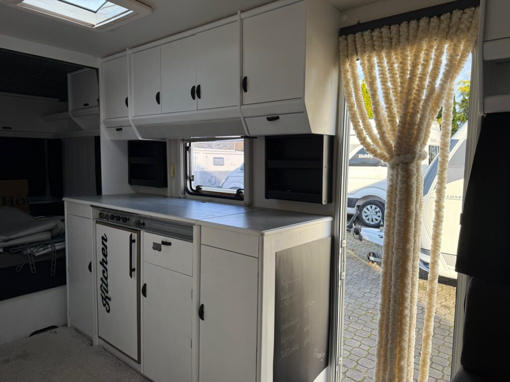 캐러밴 Knaus Südwind 530 : 사진 13 캐러밴 Knaus Südwind 530 : 사진 13