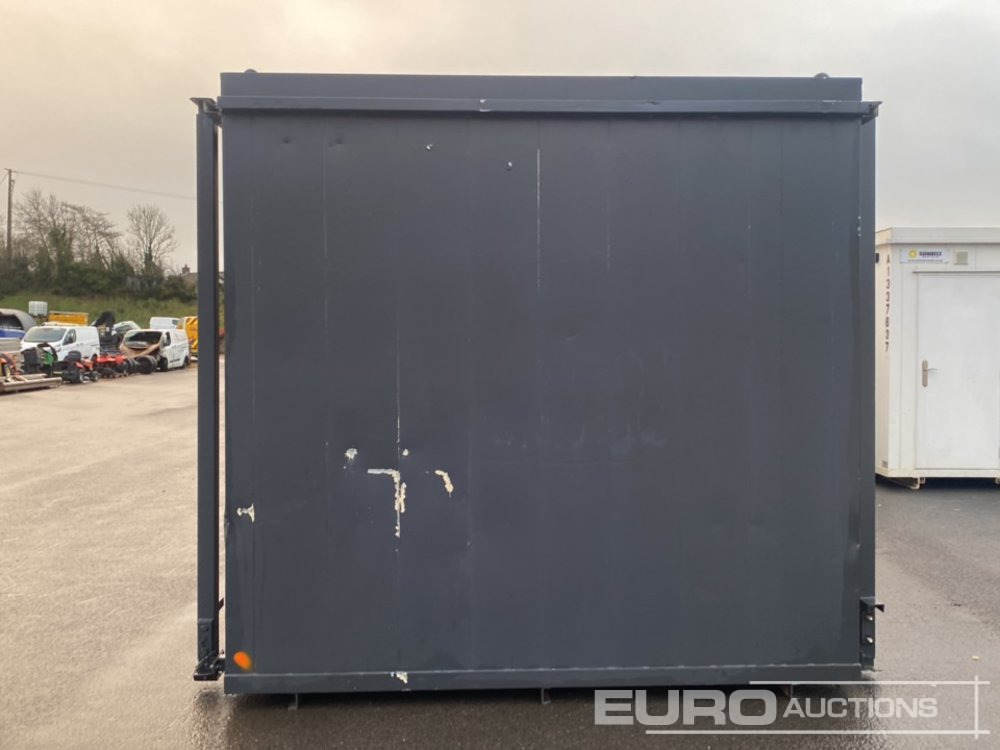 11' x 8' Toilet Block - 배송 컨테이너 : 사진 2 11' x 8' Toilet Block - 배송 컨테이너 : 사진 2