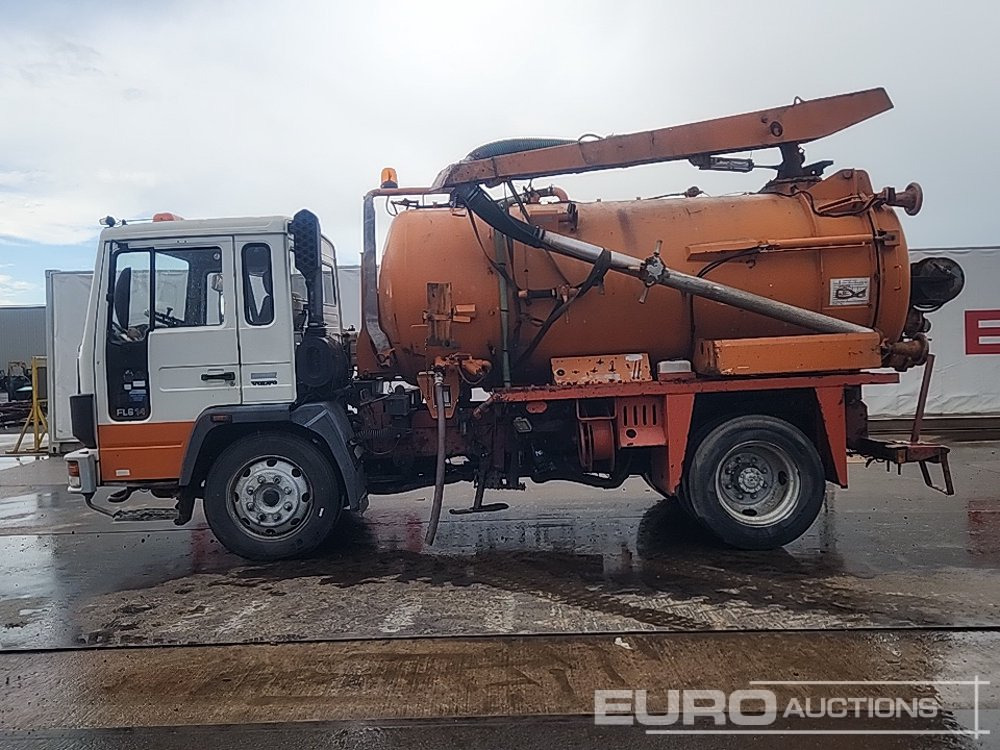 1995 Volvo FL6 14 - 유조트럭 : 사진 2 1995 Volvo FL6 14 - 유조트럭 : 사진 2