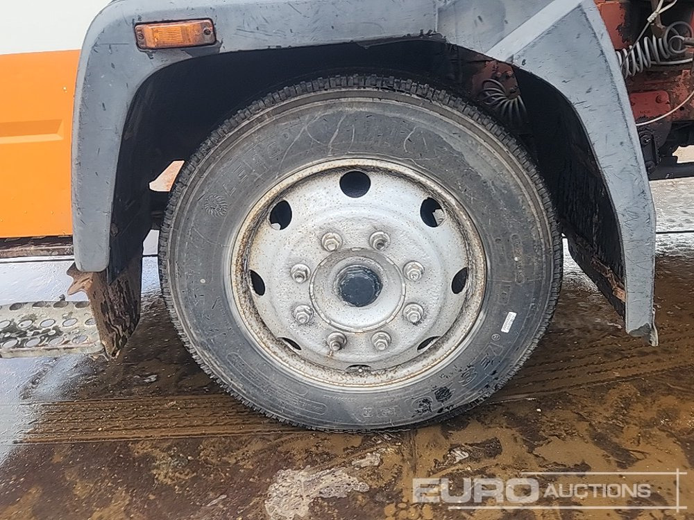1995 Volvo FL6 14 - 유조트럭 : 사진 5 1995 Volvo FL6 14 - 유조트럭 : 사진 5