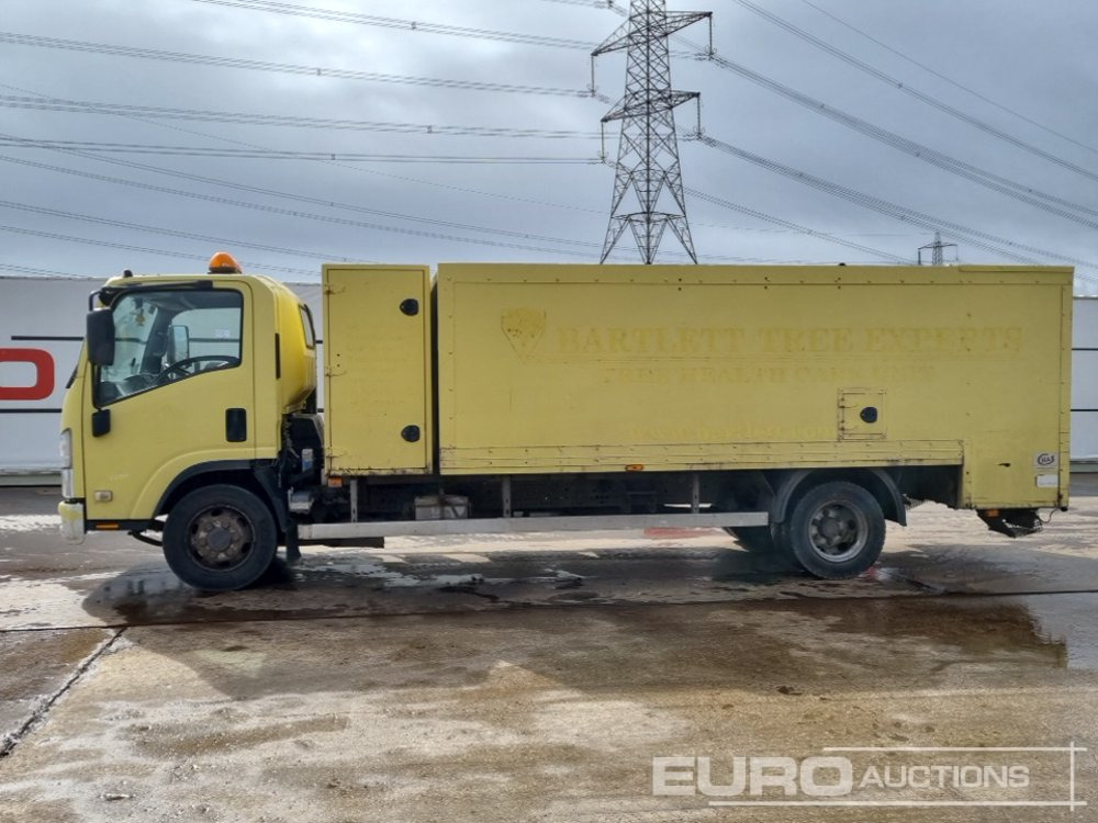 2009 Isuzu NPR-7 - 박스 트럭 : 사진 2 2009 Isuzu NPR-7 - 박스 트럭 : 사진 2