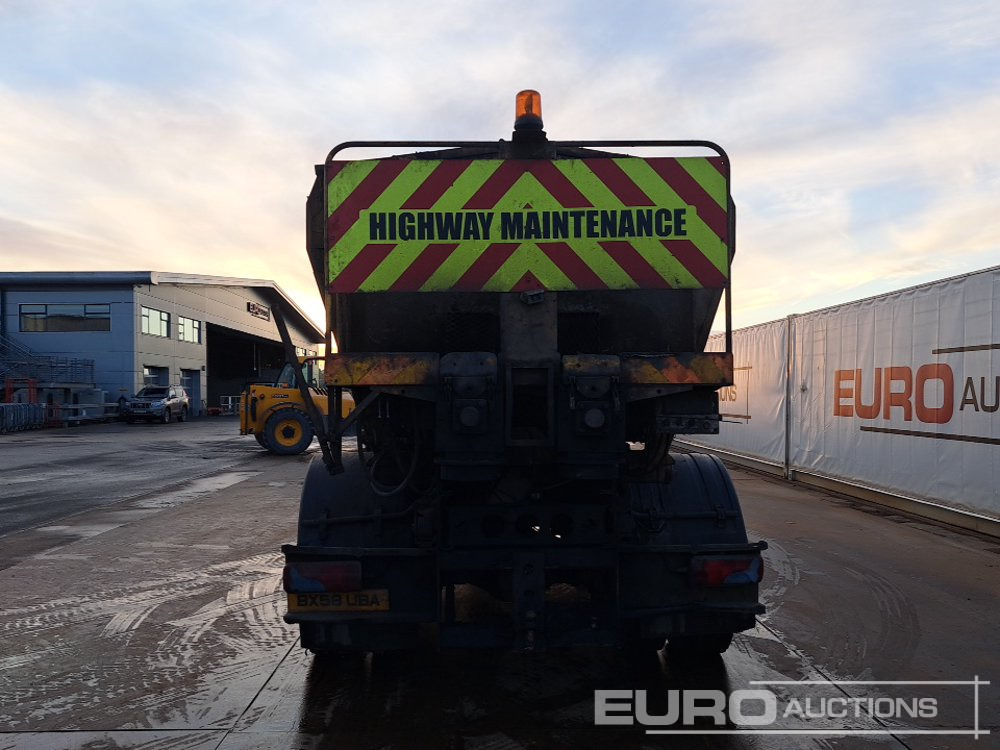 2009 MAN TGM18.240 - 트럭 : 사진 4 2009 MAN TGM18.240 - 트럭 : 사진 4