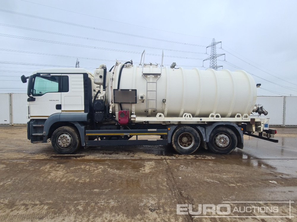 2009 MAN TGS26.320 - 유조트럭 : 사진 2 2009 MAN TGS26.320 - 유조트럭 : 사진 2