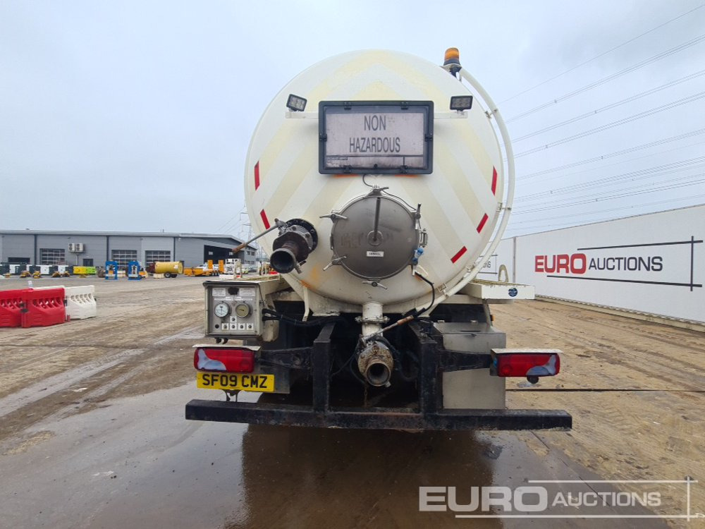 2009 MAN TGS26.320 - 유조트럭 : 사진 4 2009 MAN TGS26.320 - 유조트럭 : 사진 4