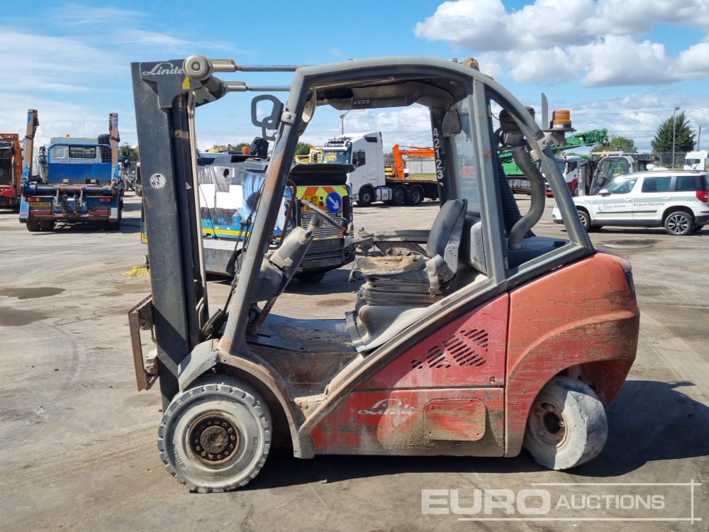 2010 Linde H25D-01 - 디젤 지게차 : 사진 2 2010 Linde H25D-01 - 디젤 지게차 : 사진 2