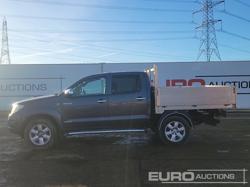 2010 Toyota Hilux Invincible - 픽업트럭 : 사진 2 2010 Toyota Hilux Invincible - 픽업트럭 : 사진 2