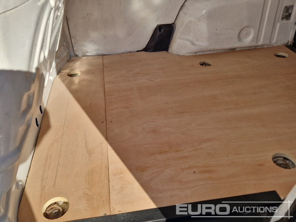 소형 밴 2011 Fiat Fiorino : 사진 23
