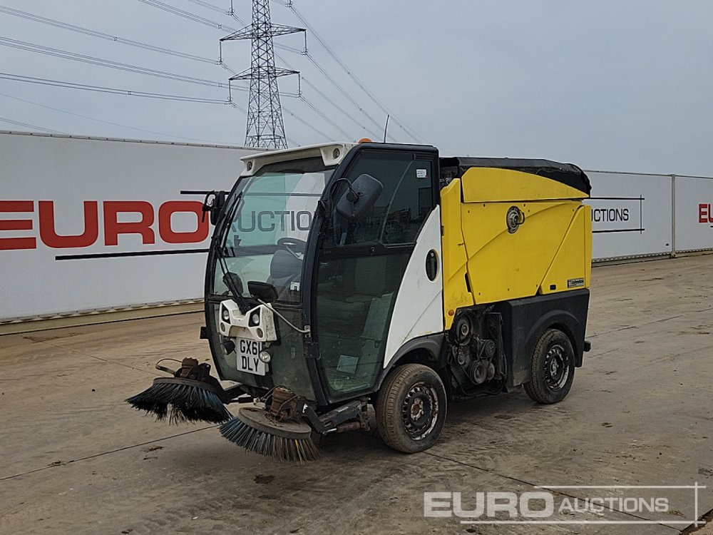 2011 Johnston 4x2 Road Sweeper, Reverse Camera, Automatic Gearbox - 거리 청소 차량 : 사진 1 2011 Johnston 4x2 Road Sweeper, Reverse Camera, Automatic Gearbox - 거리 청소 차량 : 사진 1
