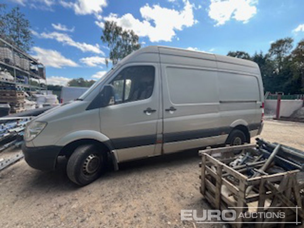 2012 Mercedes Sprinter 313CDI - 소형 밴 : 사진 2 2012 Mercedes Sprinter 313CDI - 소형 밴 : 사진 2