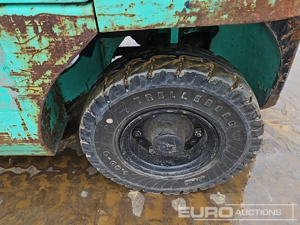 지게차 2012 Mitsubishi FG25N : 사진 10