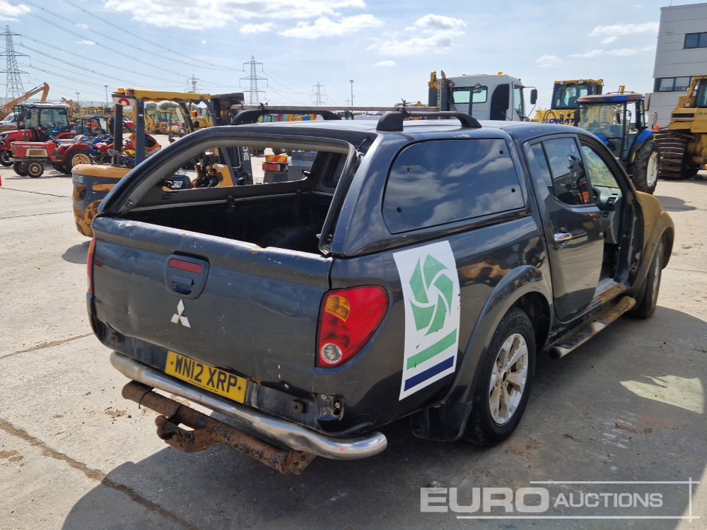 2012 Mitsubishi L200 - 픽업트럭 : 사진 5 2012 Mitsubishi L200 - 픽업트럭 : 사진 5