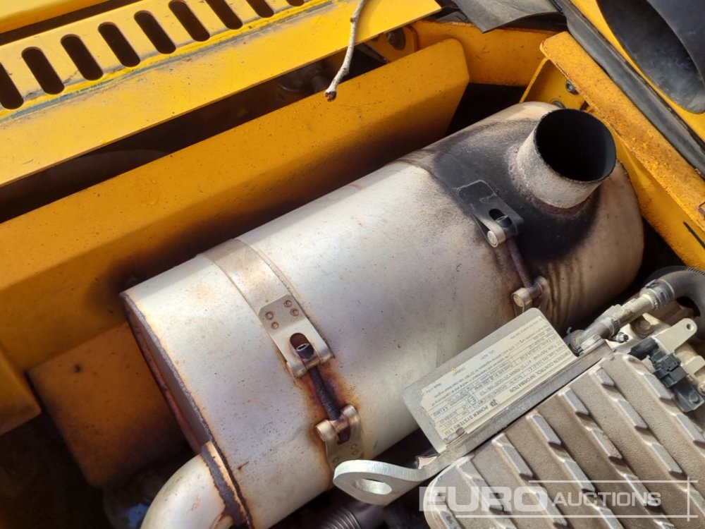 크롤러 굴삭기 2013 JCB JS130 : 사진 39