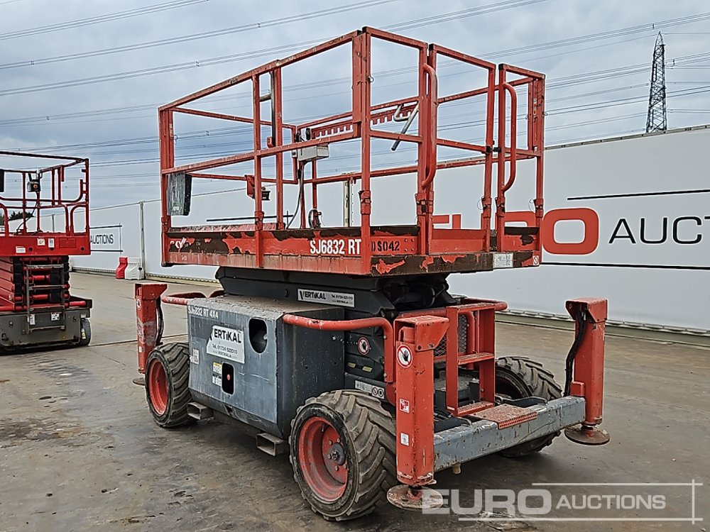 2015 SkyJack SJ6832 RT - 고가작업 플랫폼 : 사진 3 2015 SkyJack SJ6832 RT - 고가작업 플랫폼 : 사진 3