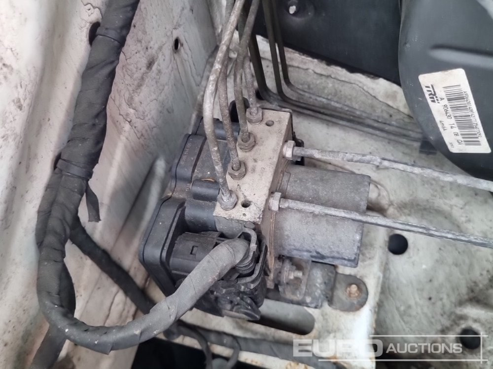 밴 2015 Volkswagen Crafter : 사진 16 밴 2015 Volkswagen Crafter : 사진 16