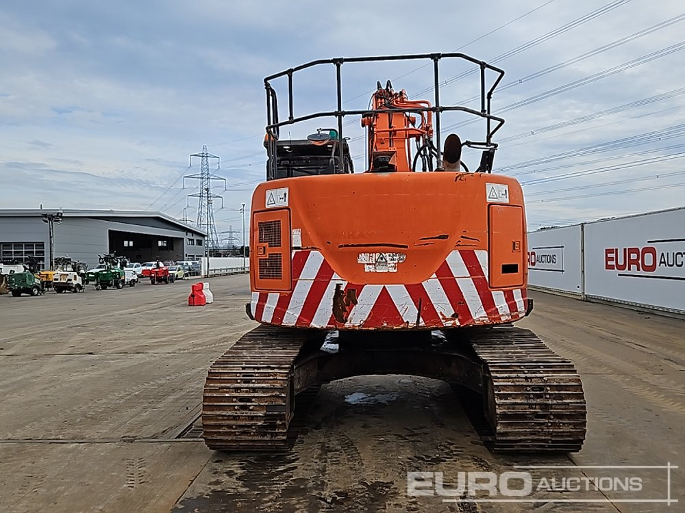 2016 Hitachi ZX225USLC-5B - 크롤러 굴삭기 : 사진 4 2016 Hitachi ZX225USLC-5B - 크롤러 굴삭기 : 사진 4