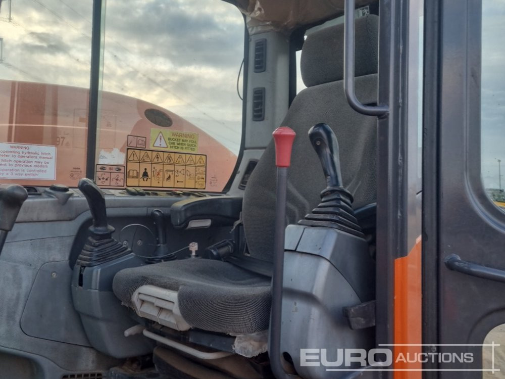 미니 굴삭기 2017 Doosan DX62R-3 : 사진 36 미니 굴삭기 2017 Doosan DX62R-3 : 사진 36