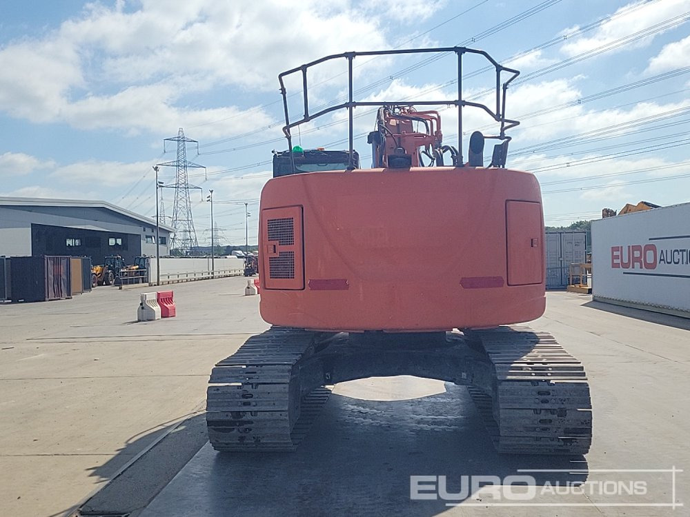 2017 Hitachi ZX225USLC-6 - 크롤러 굴삭기 : 사진 4 2017 Hitachi ZX225USLC-6 - 크롤러 굴삭기 : 사진 4