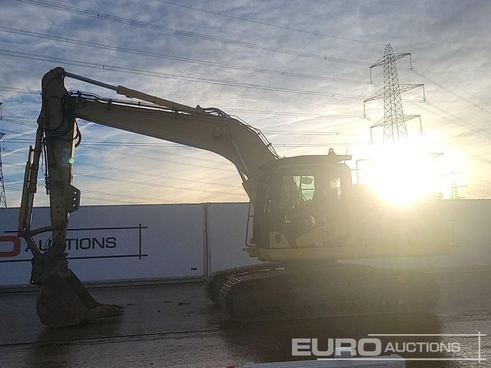 2017 Komatsu PC210LC-11 - 크롤러 굴삭기 : 사진 2 2017 Komatsu PC210LC-11 - 크롤러 굴삭기 : 사진 2