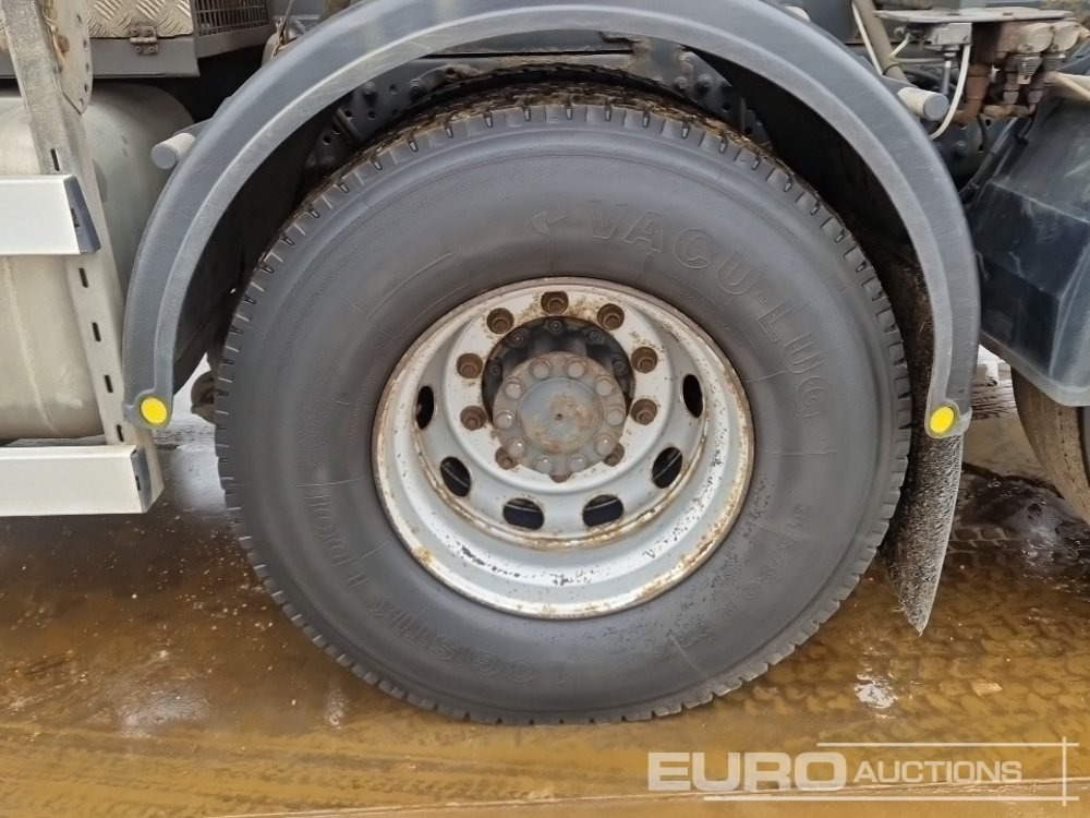 유조트럭 2017 Mercedes Arocs 3240 : 사진 11