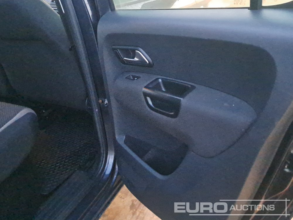 픽업트럭 2017 Volkswagen Amarok : 사진 22