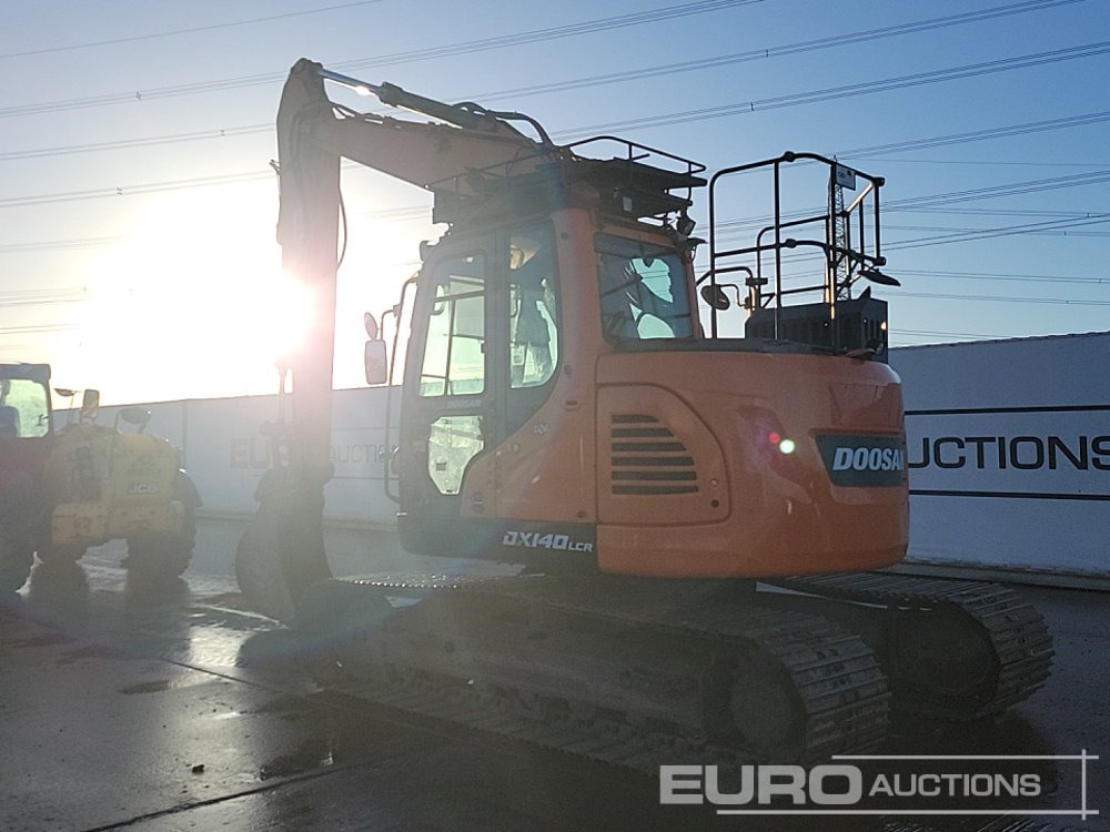 2018 Doosan DX140LCR-5 - 크롤러 굴삭기 : 사진 3 2018 Doosan DX140LCR-5 - 크롤러 굴삭기 : 사진 3