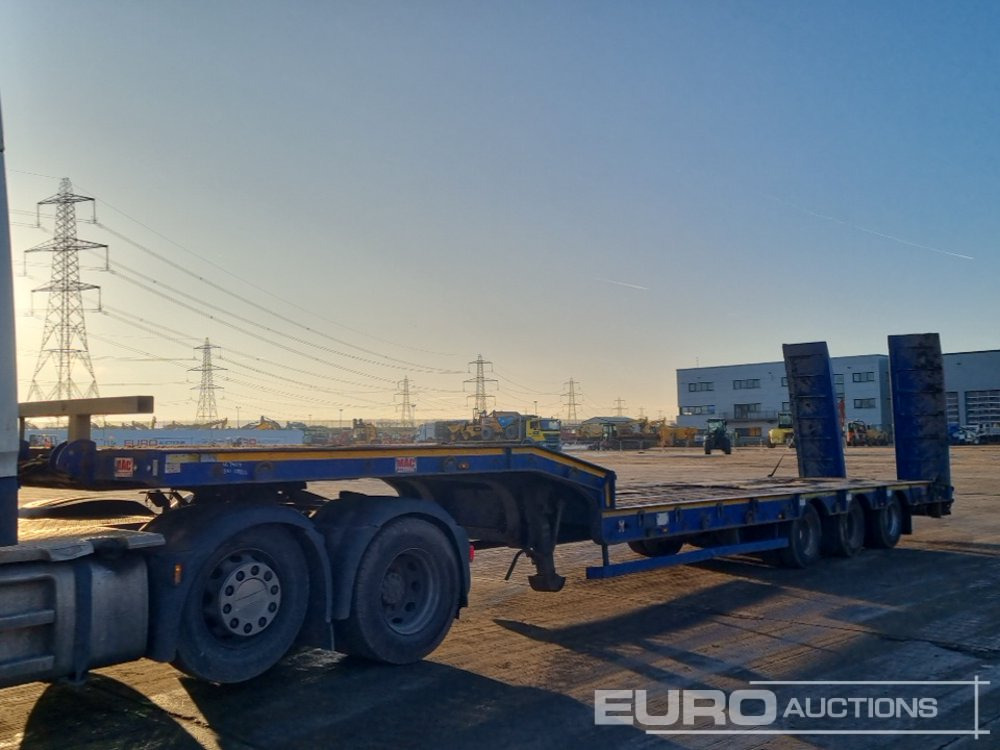 2018 McCauley Tri Axle Step Frame Low Loader Trailer, Out Riggers, Hydraulic Ramps - 저하대 세미 트레일러 : 사진 1 2018 McCauley Tri Axle Step Frame Low Loader Trailer, Out Riggers, Hydraulic Ramps - 저하대 세미 트레일러 : 사진 1