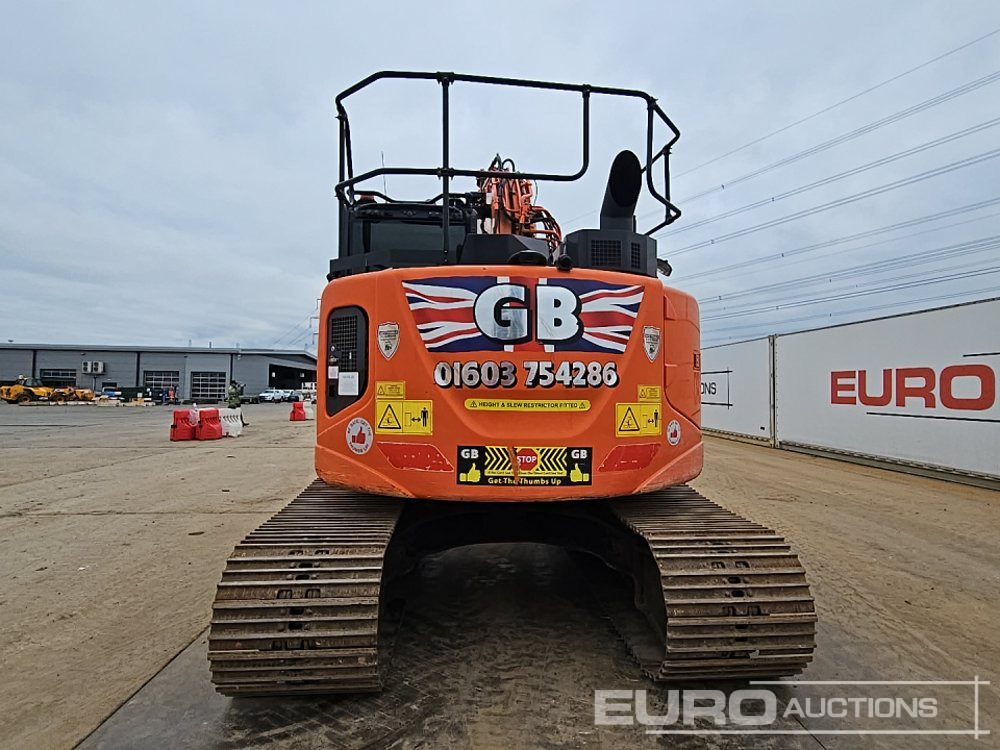 2019 Hitachi ZX135US-6 - 크롤러 굴삭기 : 사진 4 2019 Hitachi ZX135US-6 - 크롤러 굴삭기 : 사진 4