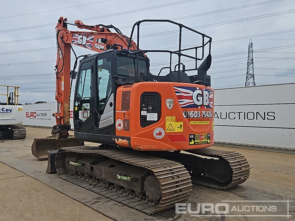 2019 Hitachi ZX135US-6 - 크롤러 굴삭기 : 사진 3 2019 Hitachi ZX135US-6 - 크롤러 굴삭기 : 사진 3